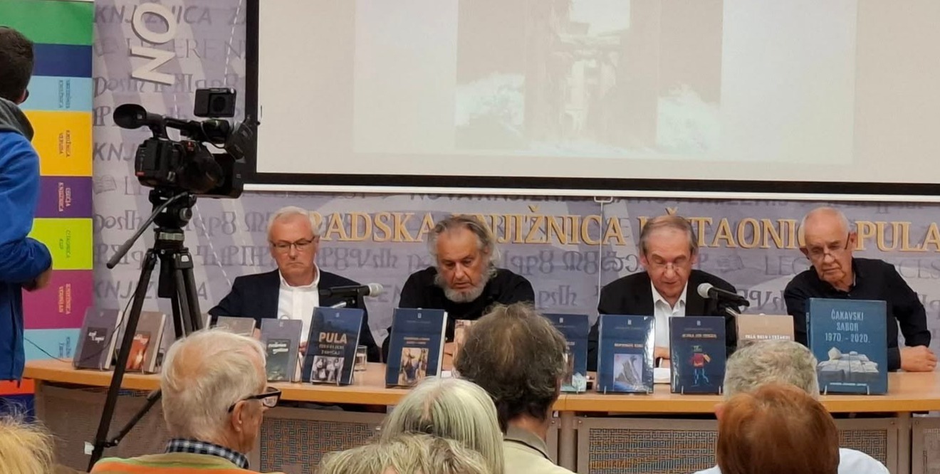 Naslovna fotografija