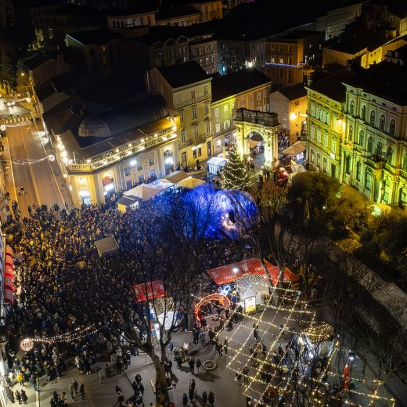 Naslovna fotografija