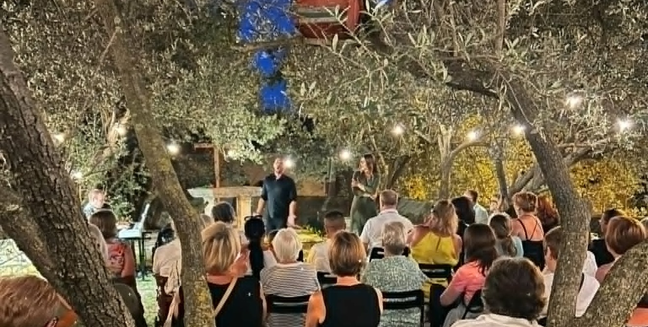 Naslovna fotografija
