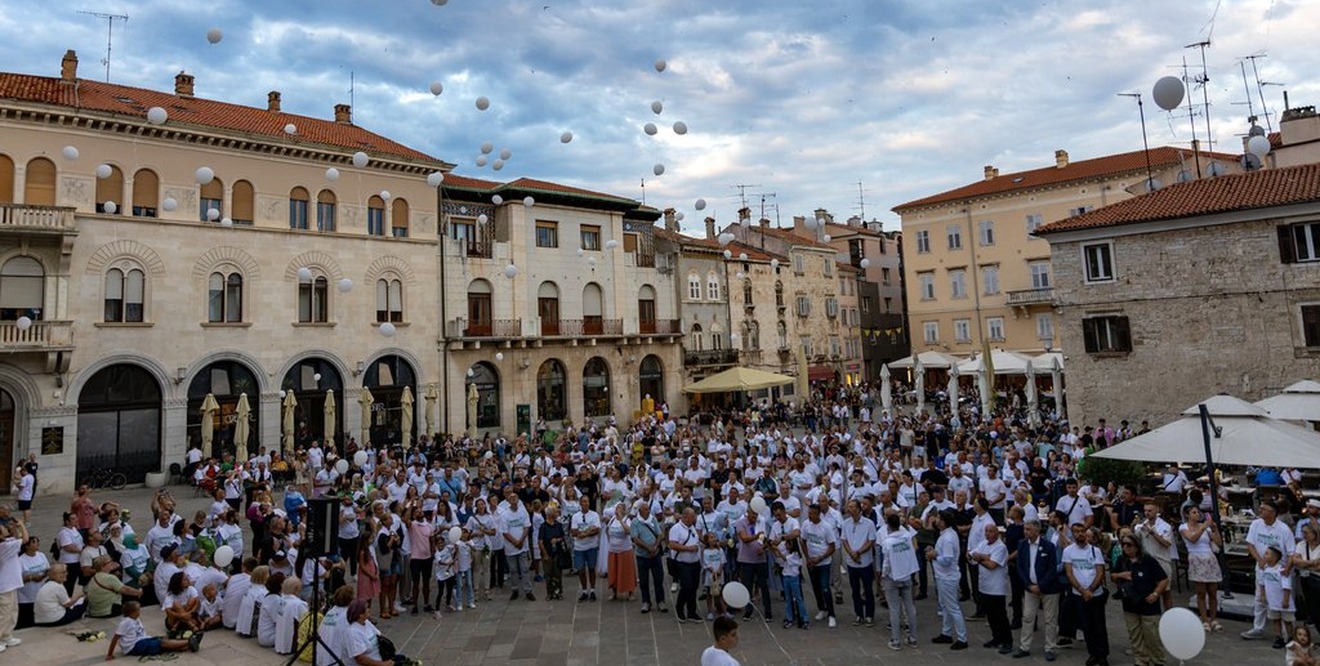 Naslovna fotografija